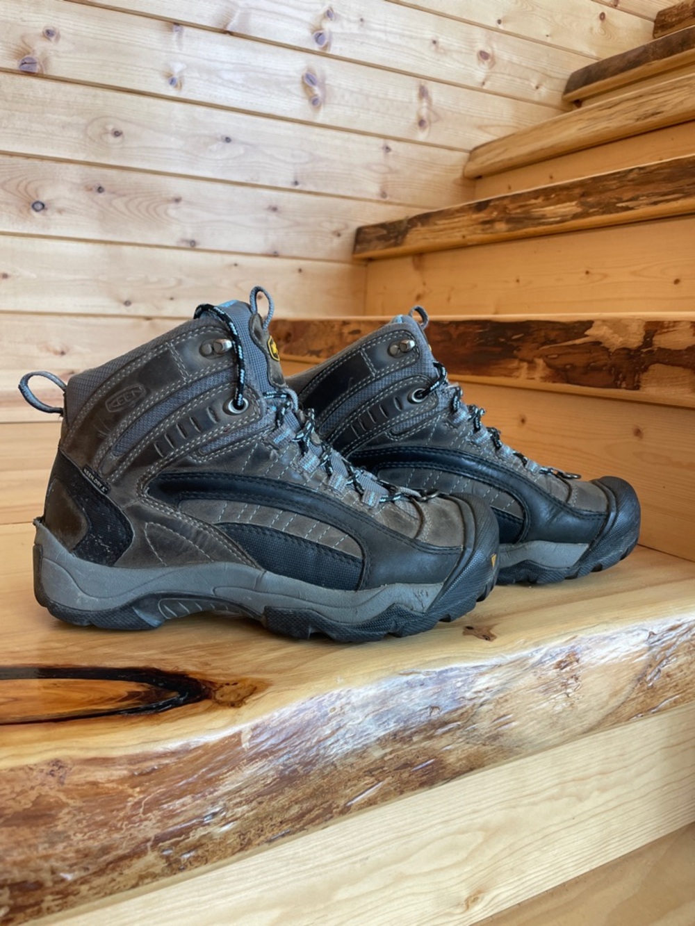 Keen hiking boots